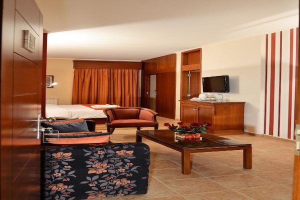 Le Cedrus Hotel (El Arz)